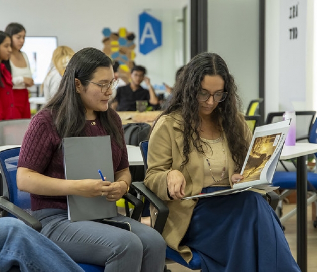 Comprendiendo el trastorno: en el lugar de una persona con psicopatología. Un Reto de innovación