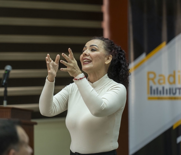 Masterclass “Respira, proyecta y conecta: el arte de hablar para la radio”