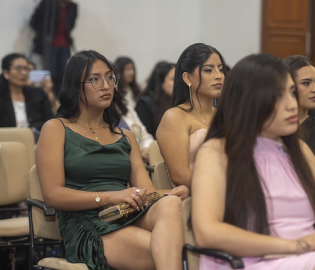 Ceremonia de imposición de mandiles a los estudiantes de 7mo ciclo de la carrera de Psicología Clínica