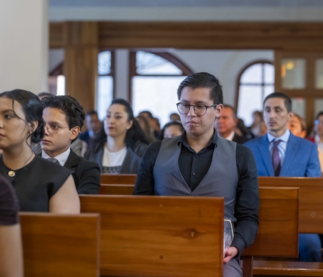 Imposición de mandiles | Carrera de Bioquímica y Farmacia Imposición de mandiles | Carrera de Bioquímica y Farmacia