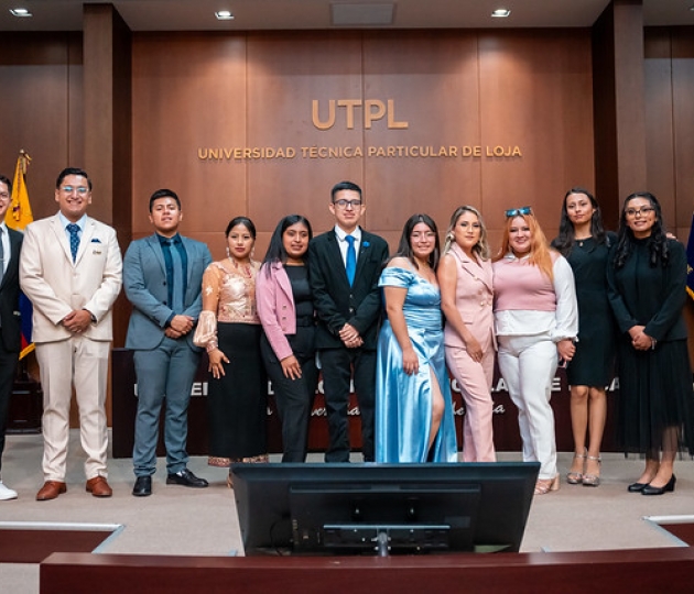 Posesión de la nueva directiva de FEUTPL 2026