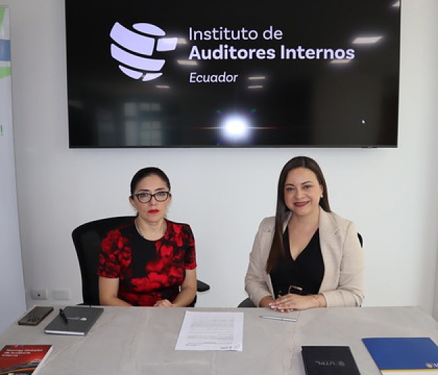 Firma de Convenio entre la Maestría en Auditoría UTPL y el Instituto de Auditores Internos de Ecuador (IAIE)