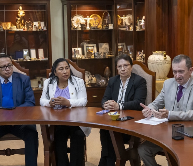 Posesión de nuevas autoridades académicas