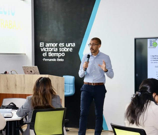 Curso de formación docente: Diseño de proyectos de innovación y su divulgación. Uso de herramientas IA para automatización de procesos