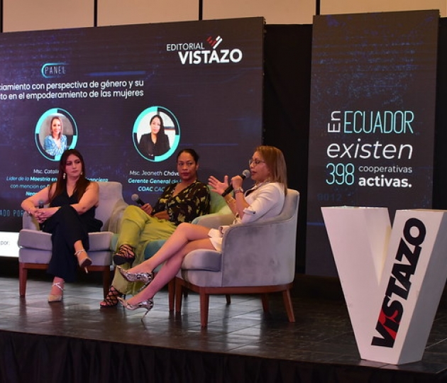 UTPL presente en el I Summit de Cooperativas de Ahorro y Crédito en Guayaquil