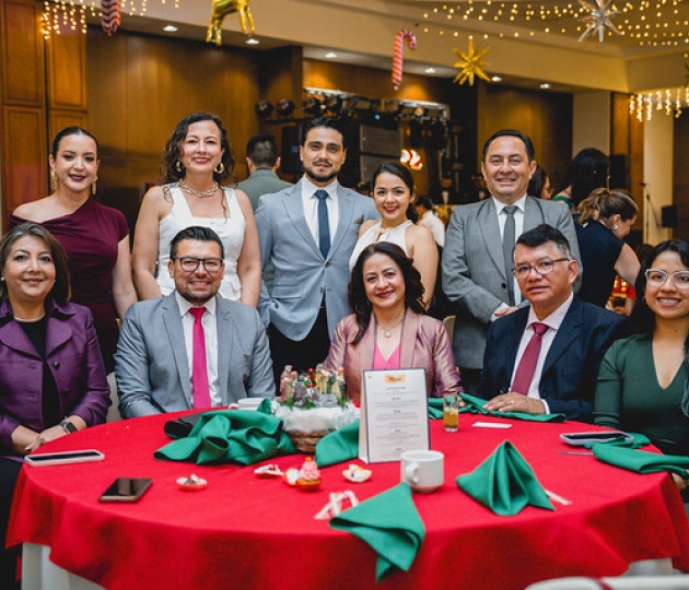 Cenas de navideñas UTPL 2025