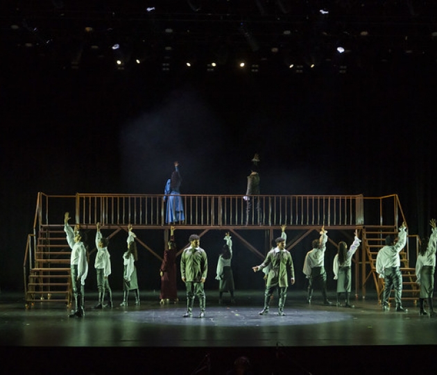 La Compañía de Teatro UTPL conmemoró sus 20 años de trayectoria artística con el estreno de la obra Otelo