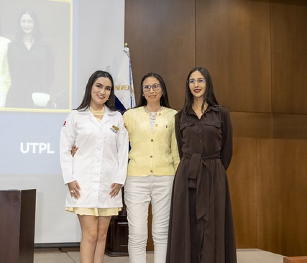 Imposición de mandiles a internos rotativos de la carrera de Nutrición y Dietética – Cohorte mayo 2025 / abril 2026