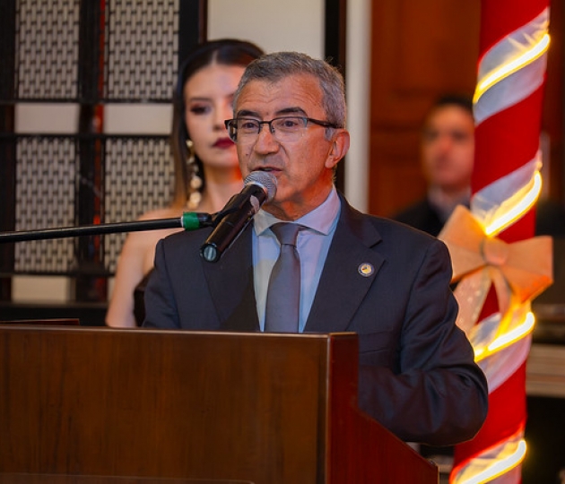 Cenas Navideñas UTPL 2025