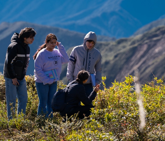 Aldea Global | Taller práctico de Genética con estudiantes de Ingeniería Agropecuaria