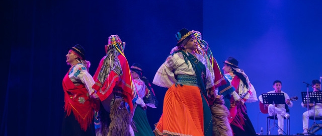 40 años danzando identidad | Jahua Ñan UTPL 40 años danzando identidad | Jahua Ñan UTPL