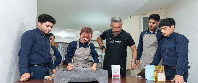 Aldea Global Gastronómica: Innovación en Equipos e Instalaciones de Restauración con el Mgtr. Fabián de Jesús Castañeda Orozco, de la Universidad ECCI – Colombia