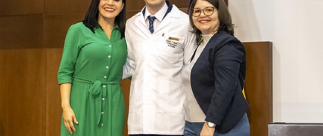 Imposición de mandiles a internos rotativos de la carrera de Nutrición y Dietética – Cohorte mayo 2025 / abril 2026