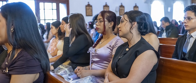 Imposición de mandiles | Carrera de Bioquímica y Farmacia