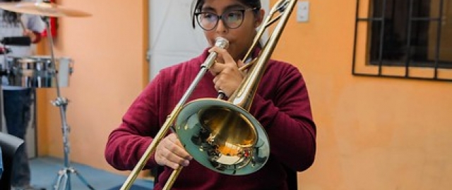 Primer encuentro de SINFIN UTPL y la Academia de música de Sol a Sol de Guayaquil