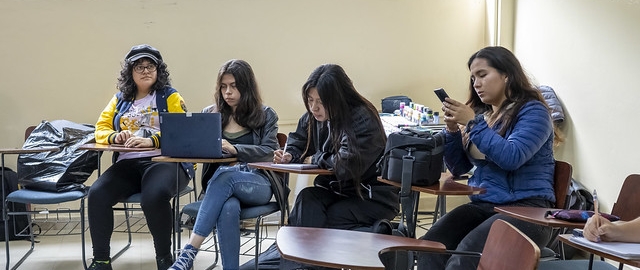 Aldea Global: La internacionalización de la práctica artística dictado por el docente Óscar Verde, de la Universidad Autónoma de México