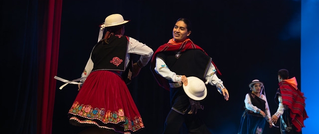 40 años danzando identidad | Jahua Ñan UTPL 40 años danzando identidad | Jahua Ñan UTPL