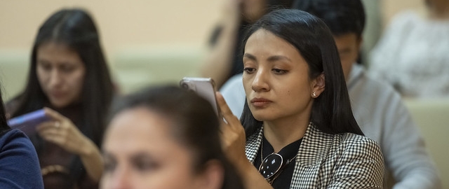 Conversatorio "Camino hacia la equidad” experiencia de mujeres frente a la discriminación