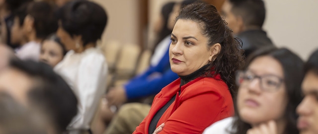 Imposición de Insignias – Carrera de Medicina