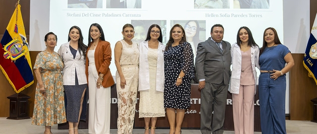 Ceremonia de imposición de mandiles a los estudiantes de 7mo ciclo de la carrera de Psicología Clínica