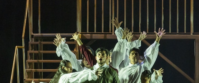 La Compañía de Teatro UTPL conmemoró sus 20 años de trayectoria artística con el estreno de la obra Otelo La Compañía de Teatro UTPL conmemoró sus 20 años de trayectoria artística con el estreno de la obra Otelo