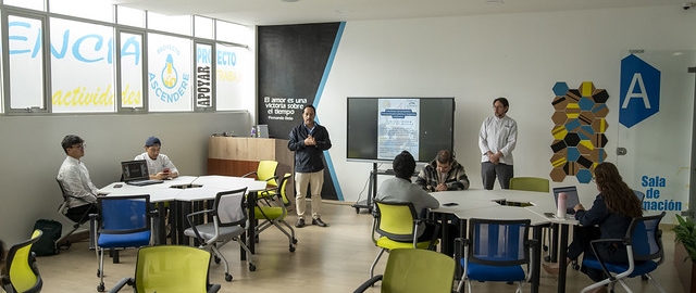 Expo Semestre Ascendere abril - agosto 2025 Expo Semestre Ascendere abril - agosto 2025