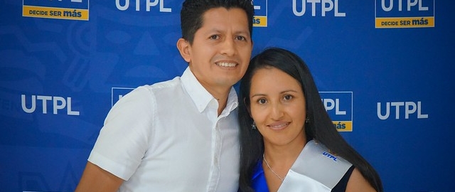 Nuevos profesionales de Galápagos recibieron su título Nuevos profesionales de Galápagos recibieron su título