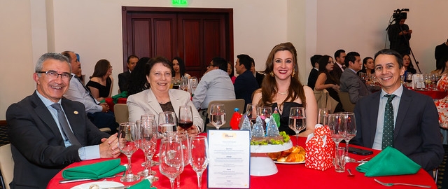 Cenas Navideñas UTPL 2025