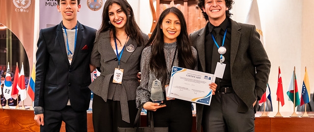 IX UTPL MUN: jóvenes liderando el diálogo global desde Loja IX UTPL MUN: jóvenes liderando el diálogo global desde Loja