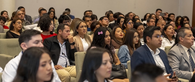 Imposición de mandiles | Carrera de Bioquímica y Farmacia