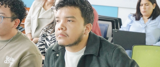 Diagnóstico y diseño de tratamientos para pasivos mineros en el Distrito Minero Ponce Enríquez Diagnóstico y diseño de tratamientos para pasivos mineros en el Distrito Minero Ponce Enríquez