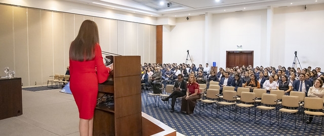 Fortalecemos nuestras capacidades institucionales Fortalecemos nuestras capacidades institucionales