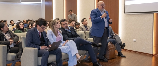 Política exterior y cooperación internacional con Viceministro de Cancillería