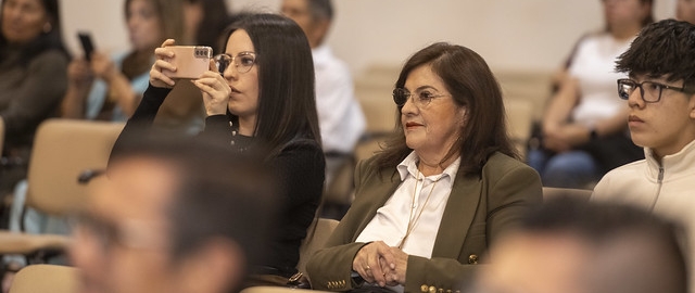 Posesión de nuevas autoridades académicas y ejecutivas