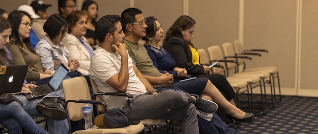 Presentación de la revista Clave