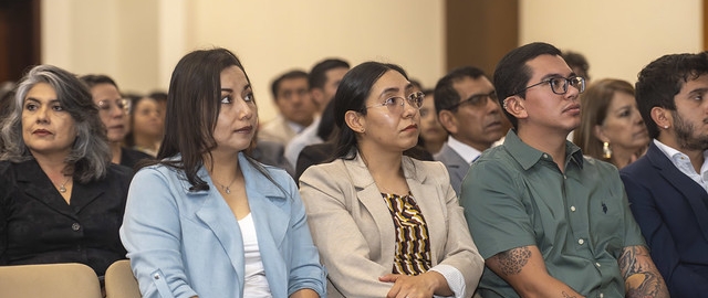 Ceremonia de imposición de mandiles a los estudiantes de 7mo ciclo de la carrera de Psicología Clínica
