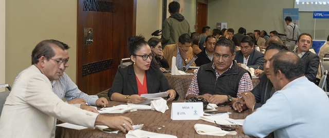 Desayuno de trabajo "Desafíos de la Planificación y el Ordenamiento Territorial" Desayuno de trabajo "Desafíos de la Planificación y el Ordenamiento Territorial"