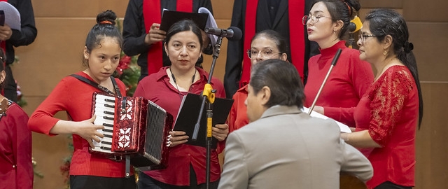 I Festival de Villancicos en inglés "Bells & Voices"