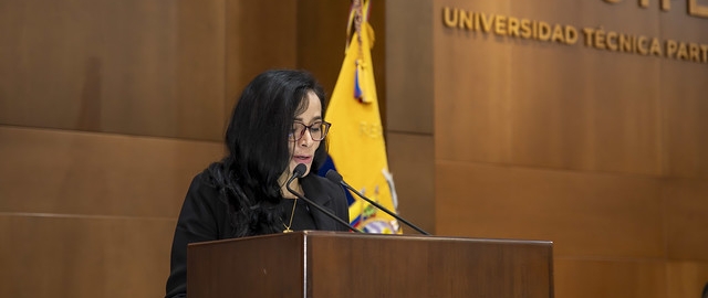 Imposición de Insignias – Carrera de Medicina