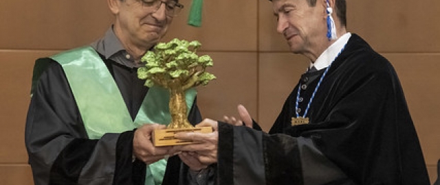 Sesión Solemne Honoris Causa | Dr. Adrián Escudero Sesión Solemne Honoris Causa | Dr. Adrián Escudero