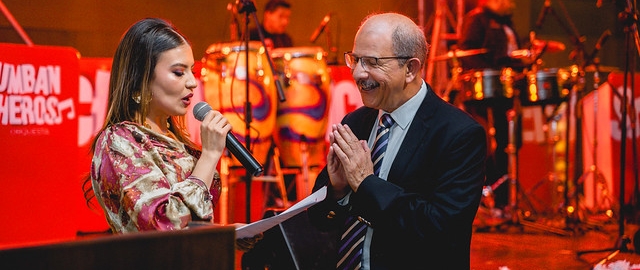 Cenas de navideñas UTPL 2025