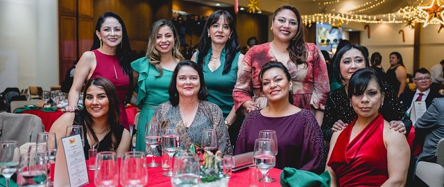 Cenas de navideñas UTPL 2025