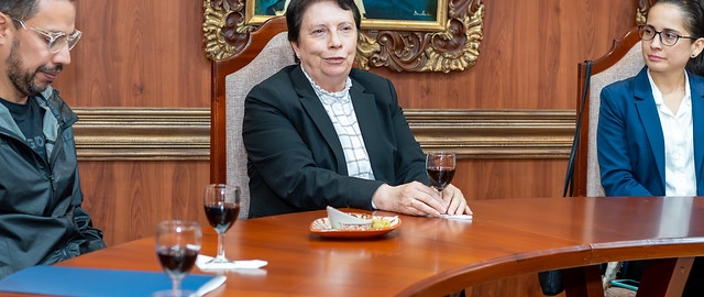 UTPL y Bienal de Cuenca firman convenio para impulsar el Congreso de las Nuevas Pedagogías del Arte Contemporáneo UTPL y Bienal de Cuenca firman convenio para impulsar el Congreso de las Nuevas Pedagogías del Arte Contemporáneo