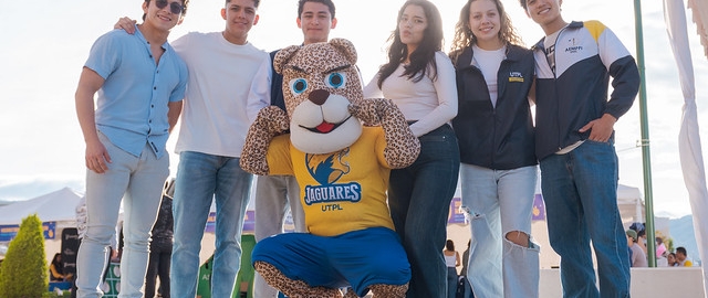 Feria Académica 2025 "Transforma tu Vida Universitaria"