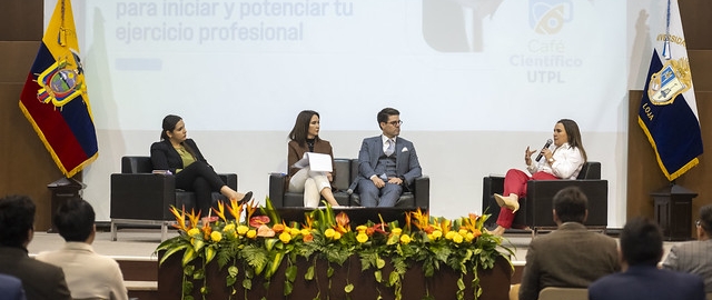 Café Científico UTPL | Innovación y Emprendimiento en el Derecho. Café Científico UTPL | Innovación y Emprendimiento en el Derecho.