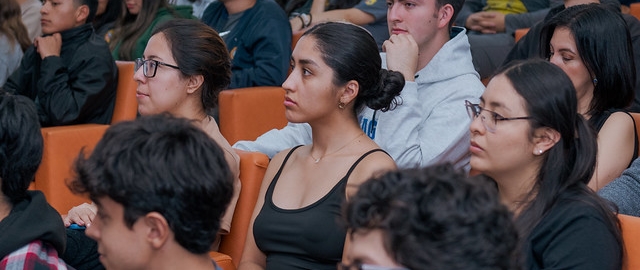 Seminario: Eutanasia, muerte digna y cuidados paliativos Seminario: Eutanasia, muerte digna y cuidados paliativos