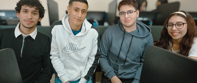 Aprendizaje colaborativo con apoyo de la IA para potenciar la enseñanza de contenidos en Inglés