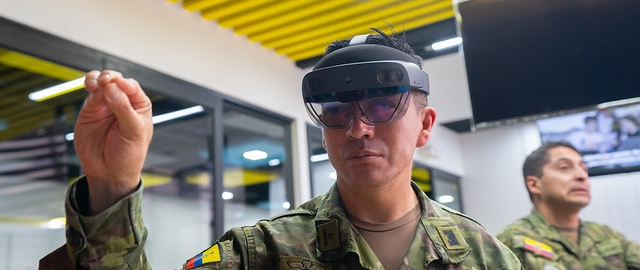 Visita del Comandante de la Brigada de Infantería No. 7 “Loja” a la UTPL Visita del Comandante de la Brigada de Infantería No. 7 “Loja” a la UTPL