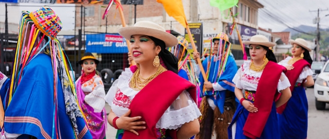 Homenaje a los Yachaks en la Chakana. Inti Raymi de las universidades y diversidades 2025 Homenaje a los Yachaks en la Chakana. Inti Raymi de las universidades y diversidades 2025