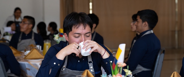 Aldea Global Gastronómica: Innovación en Equipos e Instalaciones de Restauración con el Mgtr. Fabián de Jesús Castañeda Orozco, de la Universidad ECCI – Colombia Aldea Global Gastronómica: Innovación en Equipos e Instalaciones de Restauración con el Mgtr. Fabián de Jesús Castañeda Orozco, de la Universidad ECCI – Colombia